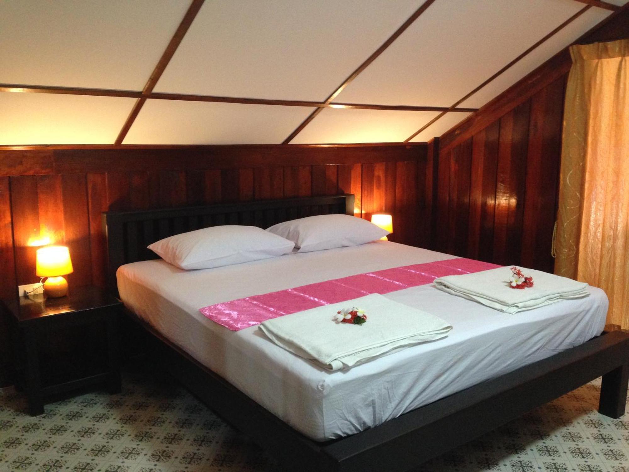 Sea Breeze House, Naiplao Beach Khanom Phòng bức ảnh
