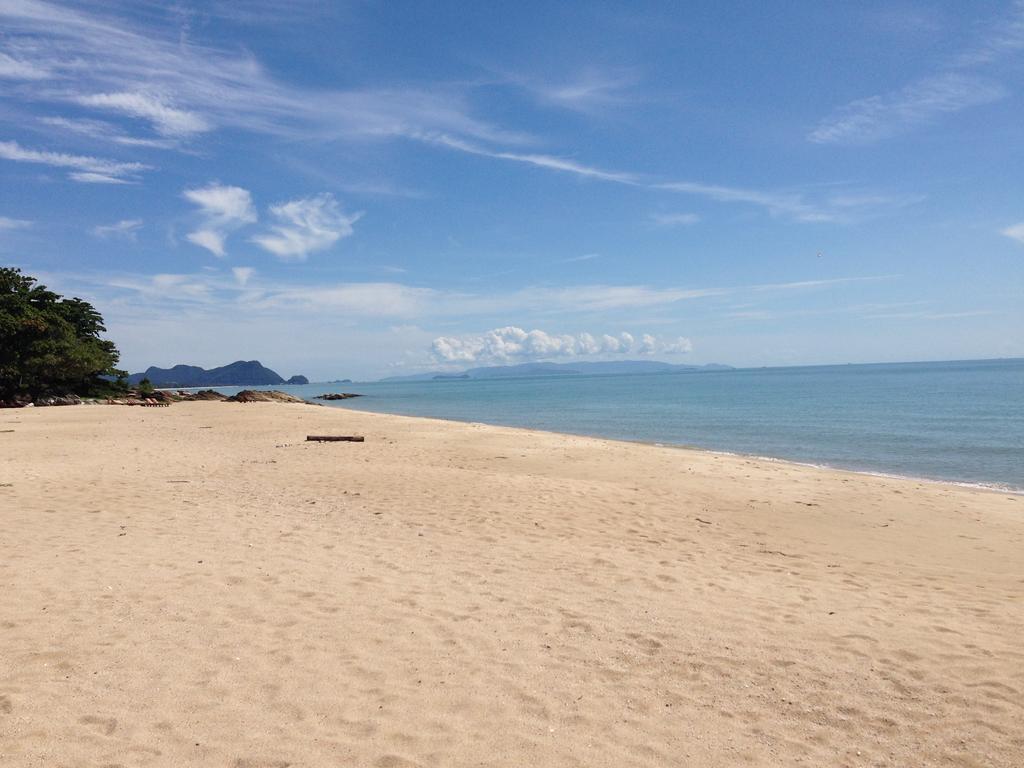 Sea Breeze House, Naiplao Beach Khanom Phòng bức ảnh